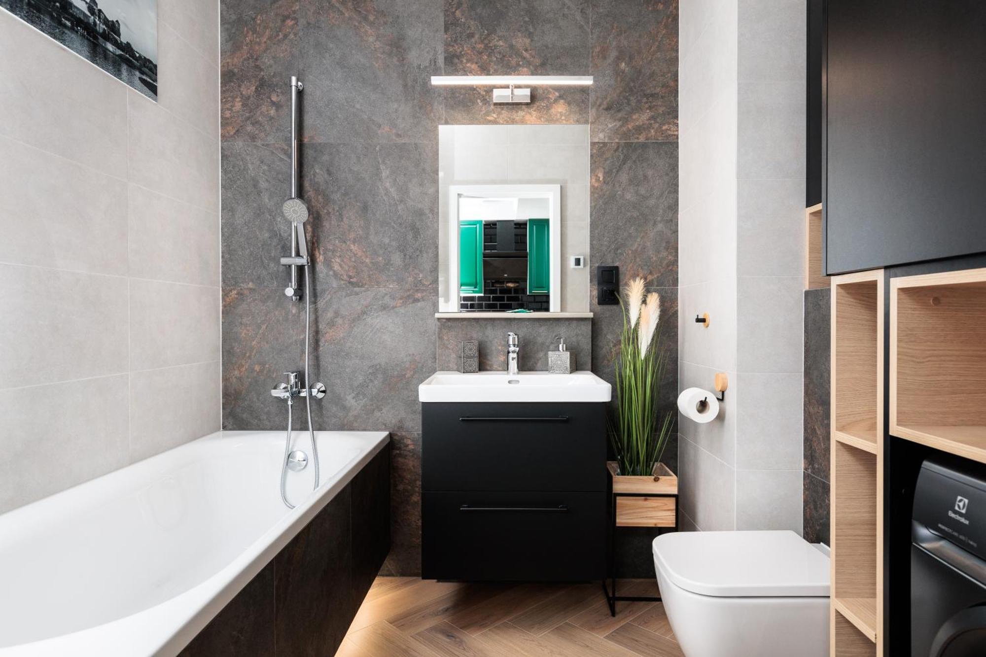 Apartment Of The Kings - Riverside K22 M44